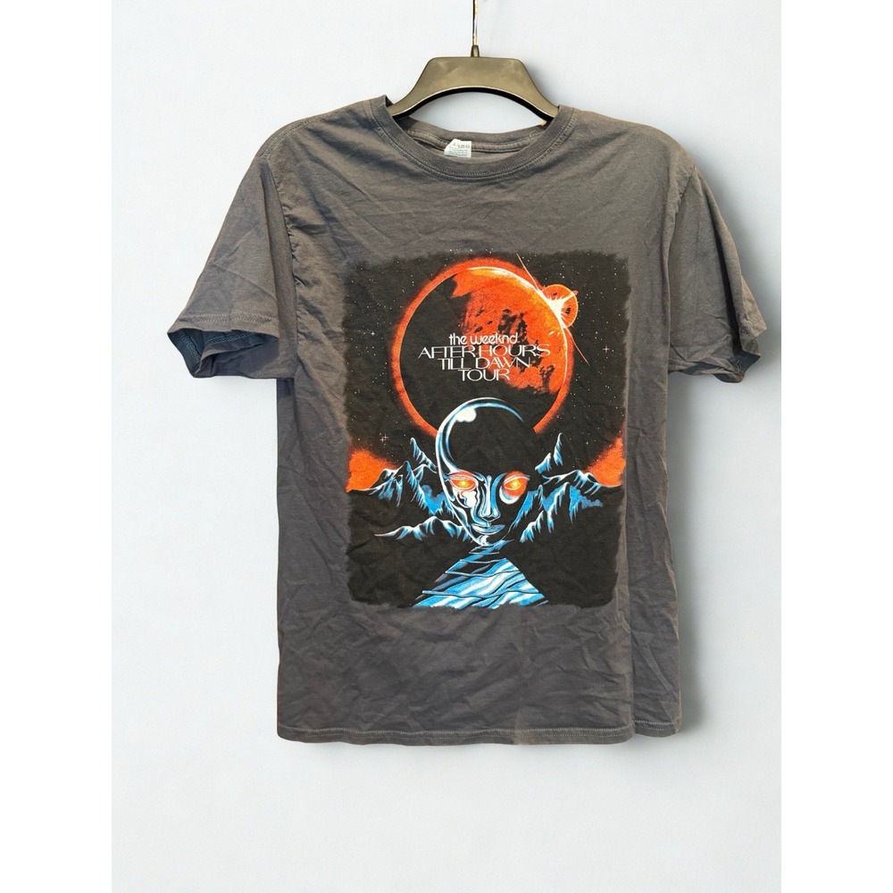 The Weekend After Hours‎ Till Dawn Tour 2022 Concert Shirt With Gildan Tag M